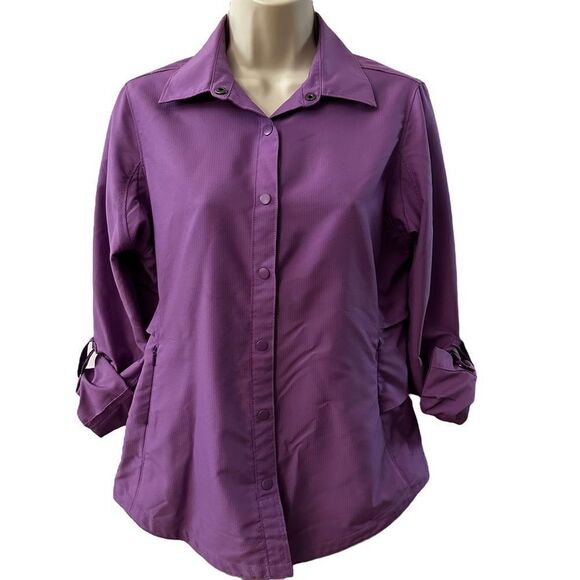 Duluth ~ Lilac Purple Women’s Top ~ snap button closure~ zipped pockets~ size XS - Picture 2 of 8
